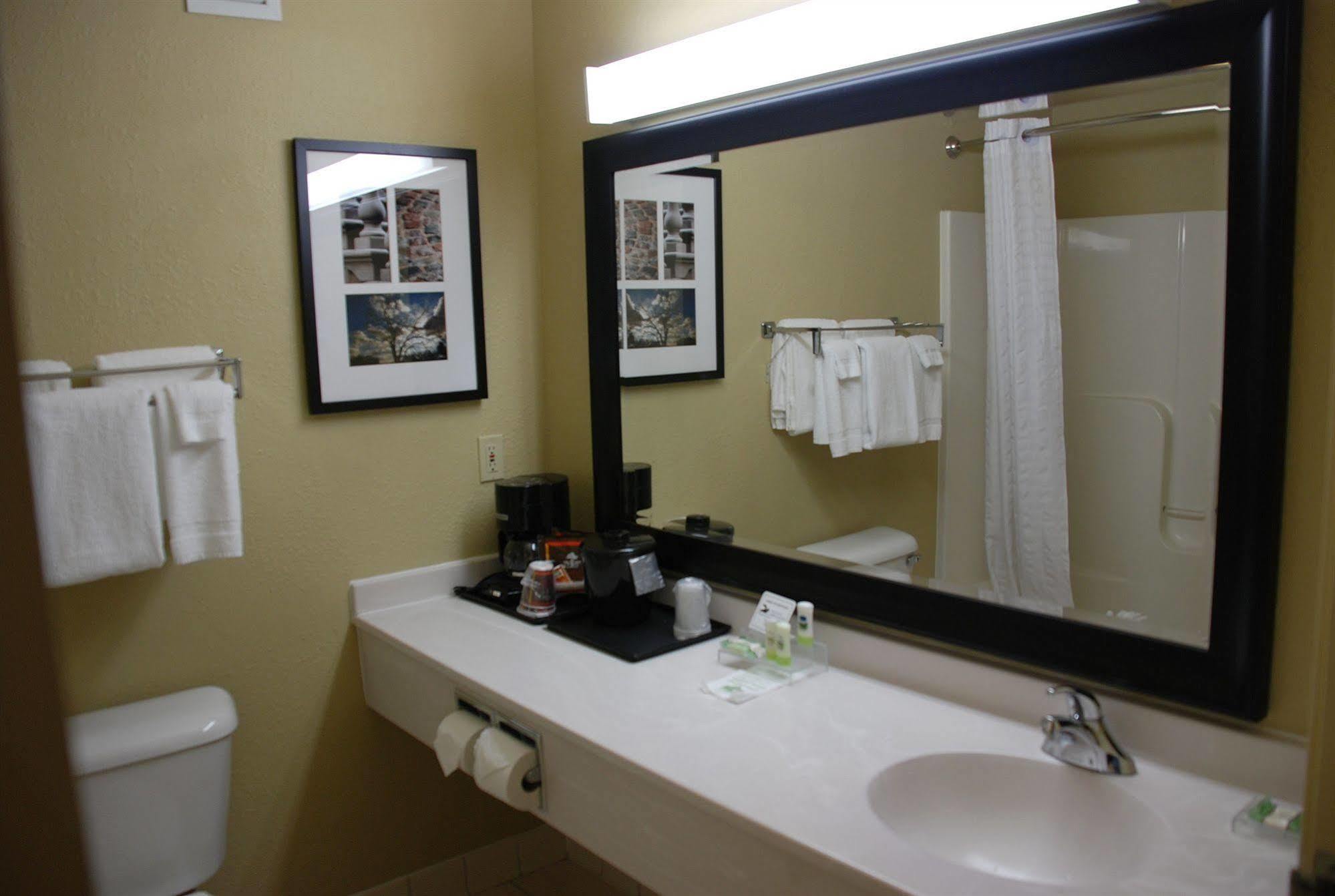 Americinn By Wyndham, Galesburg, Il Luaran gambar