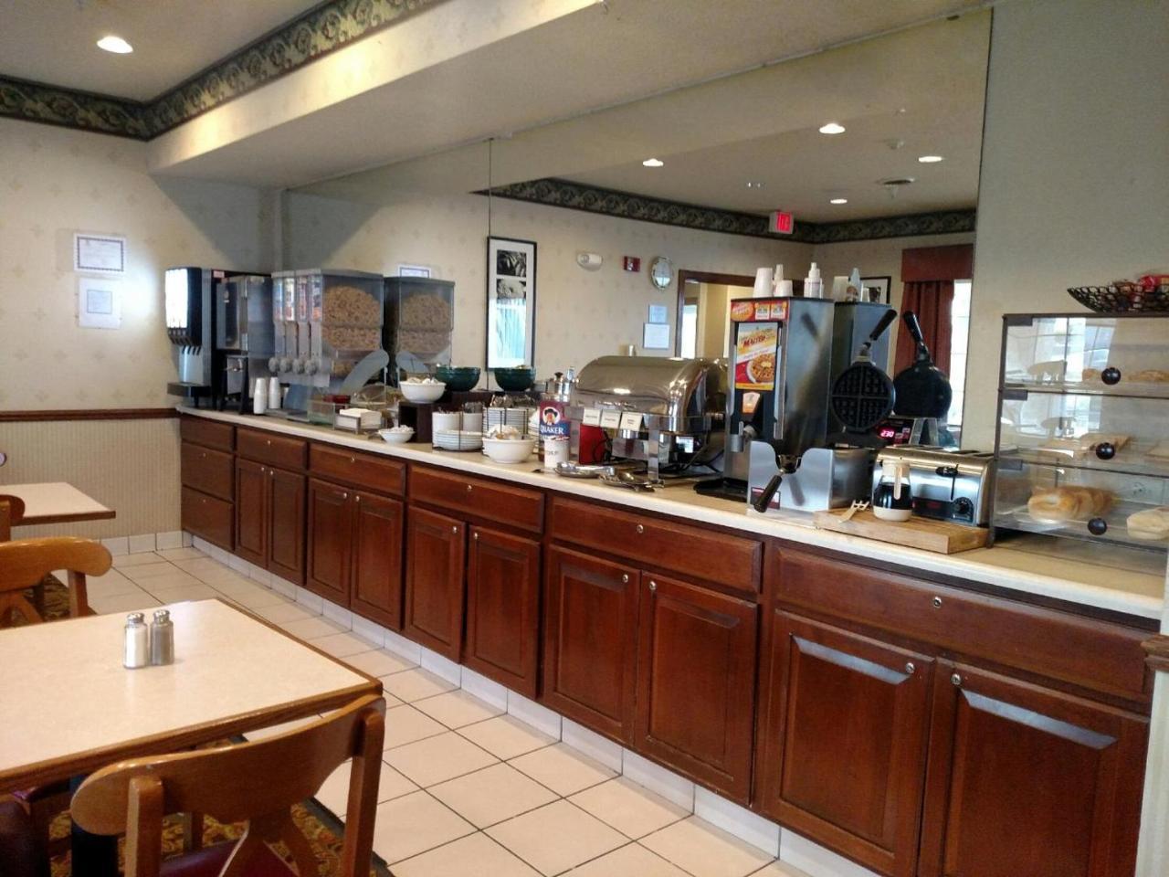 Americinn By Wyndham, Galesburg, Il Luaran gambar